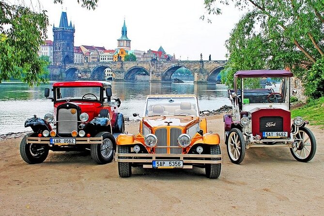 1 hour Old timer Convertible Prague Sightseeing Tour - Key points to know before booking