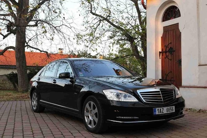 1-way Prague to Vilshofen private transfer - up to 7 passengers - Booking advice for a smoother departure