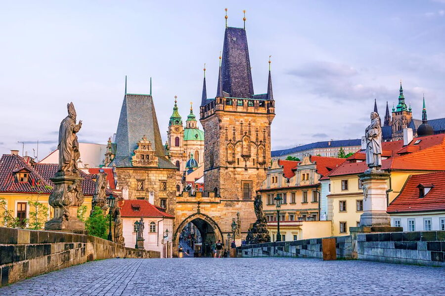 1000 years of history! Evening walking foodie tour - A food walk that also explains Prague
