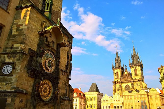 2:5-Hour Walking Tour of Old Town Prague with Boat Ride - Charles Bridge with Prague Castle in view