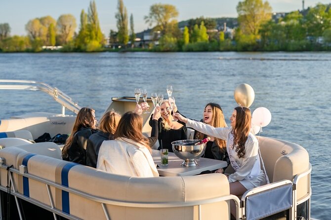 3 Hours Prague Private Boat Cruise Beer or Prosecco Unlimited - Starting at Náplavka by Rašínovo nábřeží