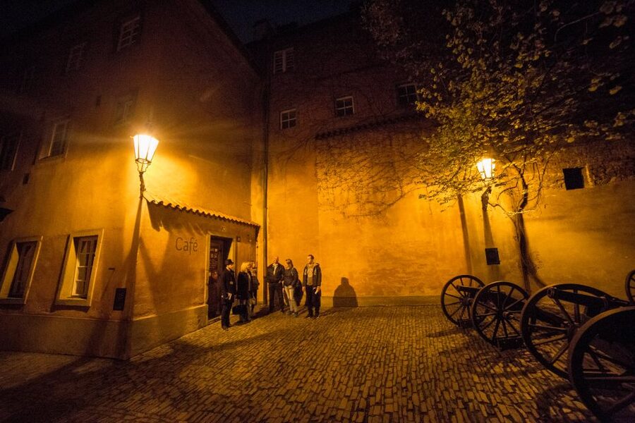 Alchemy and Mysteries of Prague Castle Walking Tour - Key points to know before booking