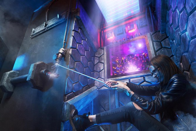 Apocalypse Zombie 2213 Escape Game in Prague - The scenery does more than decorate the room