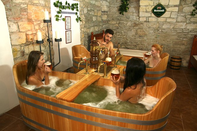 Beer Bath with Unlimited beer! - What happens during the 90-minute treatment