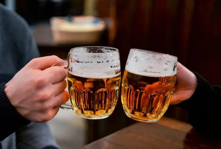 Beer Tour - Comparing filtered, unfiltered, light, and dark beers