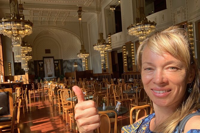 Best of Prague Private Tour with PERSONAL PRAGUE GUIDE - Down Nerudova to the Little Quarter