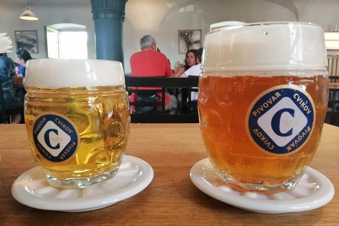 Bohemian Glass blowing in Prague - The heat, timing, and safety limits