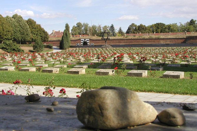 Bus Tour to Terezín from Prague - Who should book this Terezín tour?