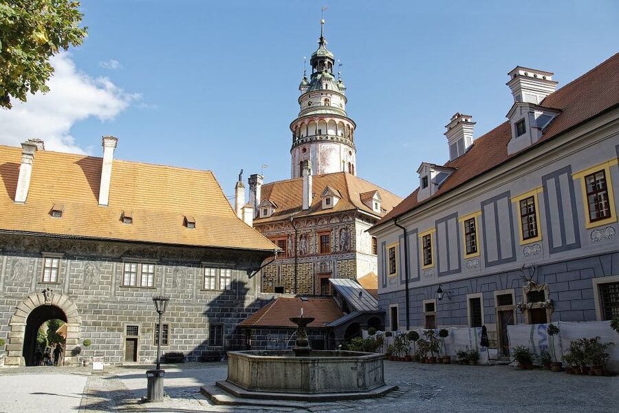Cesky Krumlov Private Day Trip from Prague - Walking through the old center of Cesky Krumlov