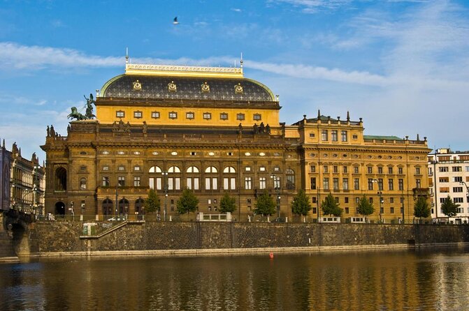 Communism and its fall Prague private tour - Prague’s 1989 story begins on foot