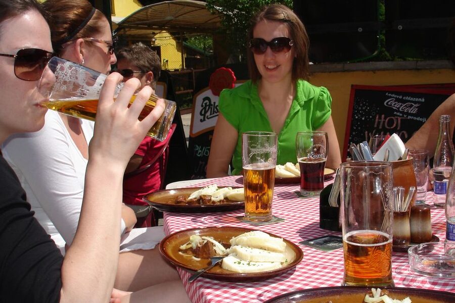 Countryside Bike Tour From Prague To Karlstejn Castle - Lunch in Karlstejn Village