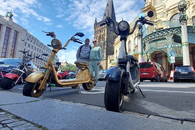 Create your own route on eScooter and enjoy Prague on wheels! - Republic Square and Powder Gate