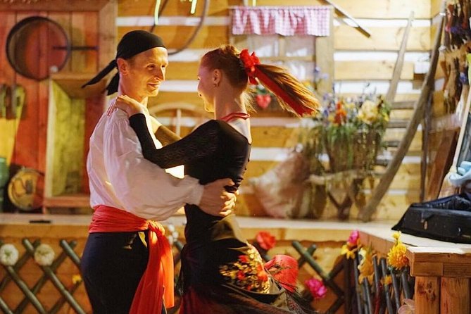 Czech Folklore Show with dinner and transfer - Key points at a glance