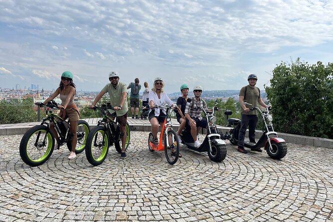 E-Bike, E-Scooter Viewpoint Fun Tour - Why an electric ride works so well in Prague