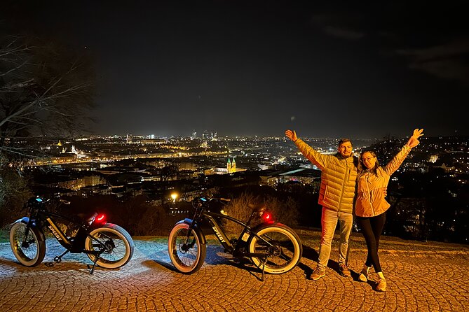 Ebike tour in Prague - Express Tour - Rudolfinum and Pařížská Street