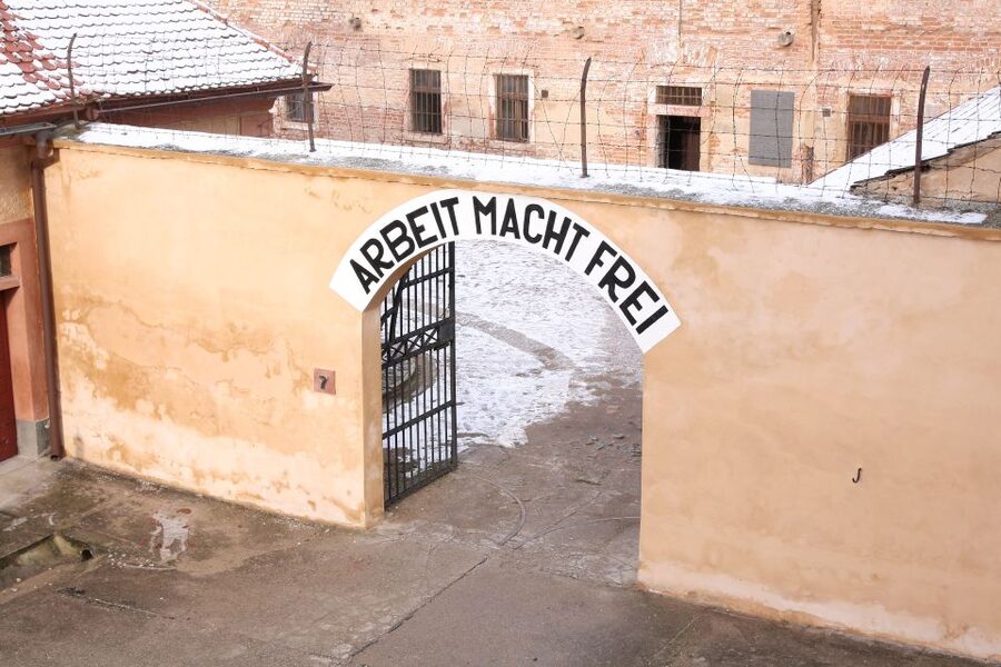 From Prague: All-inclusive Bus Tour to Terezin Memorial - The Ghetto Museum and the first layer of the story