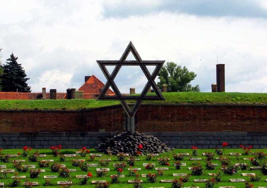 From Prague: All-inclusive Bus Tour to Terezin Memorial - The Small Fortress, where the visit becomes very direct