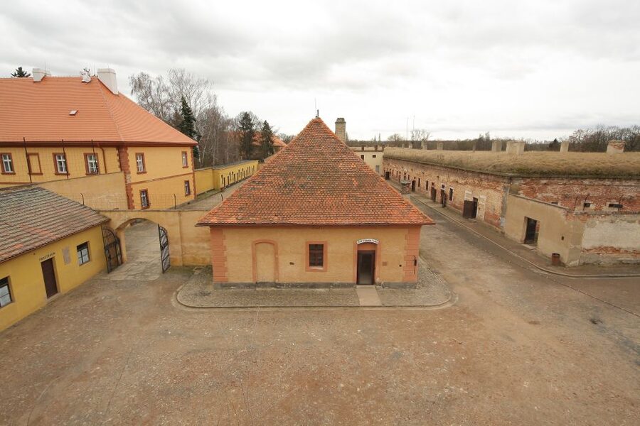 From Prague: All-inclusive Bus Tour to Terezin Memorial - The town of Terezín as a time capsule
