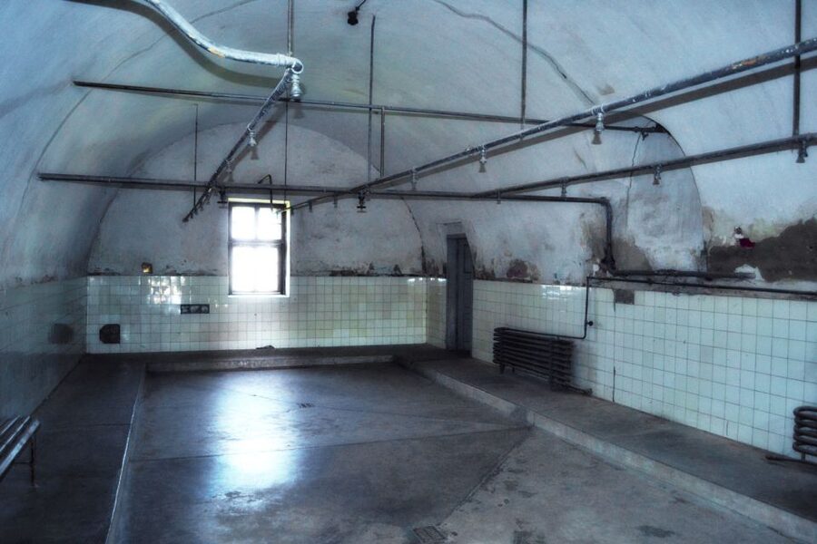 From Prague: All-inclusive Bus Tour to Terezin Memorial - How the guides shape the day