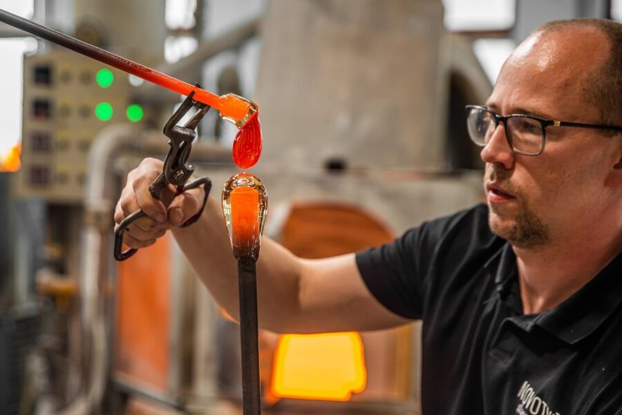 From Prague: Bohemian Glass Crystal Private Tour with Lunch - Why this glass tour is worth a day from Prague