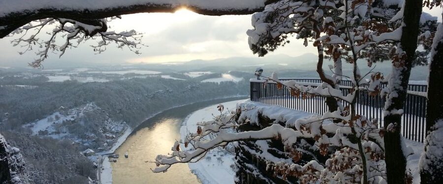 From Prague: Bohemian & Saxon Switzerland Iconic Day Trip - A Czech lunch that feels like a proper break