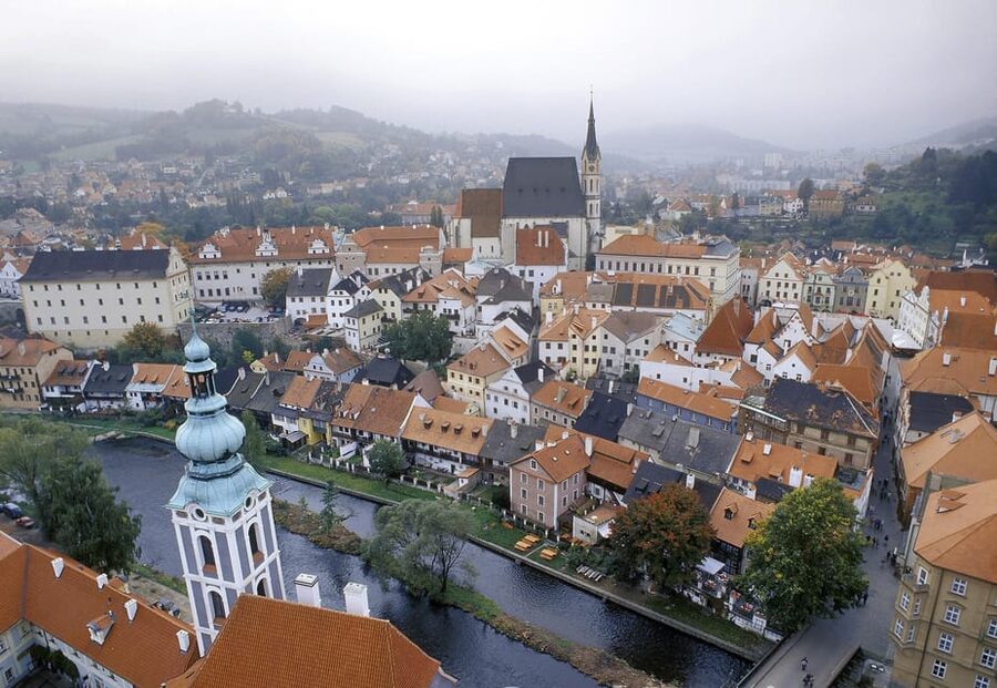 From Prague: Český Krumlov and České Budějovice Day Trip - Walking through Český Krumlov