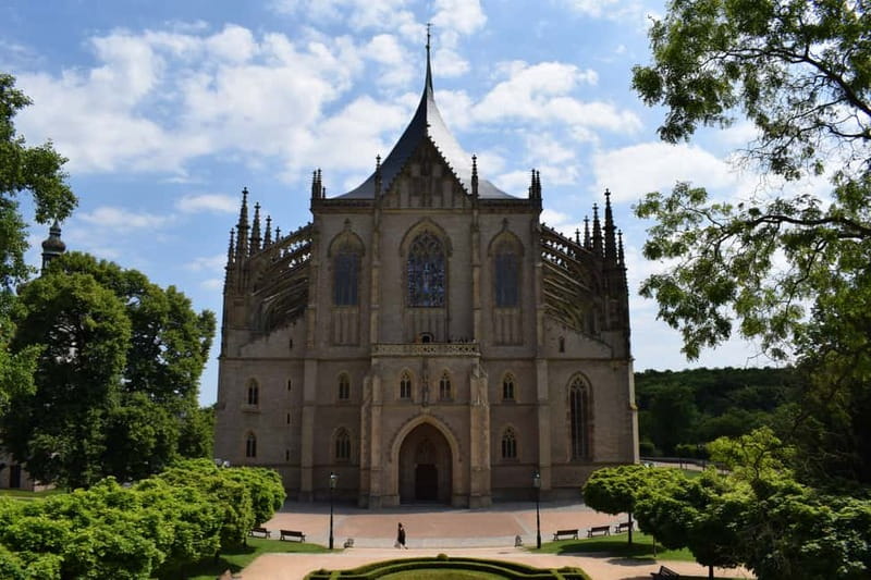 From Prague: Half-Day Coach Tour to Kutná Hora - The Stone Fountain and free time in the old town