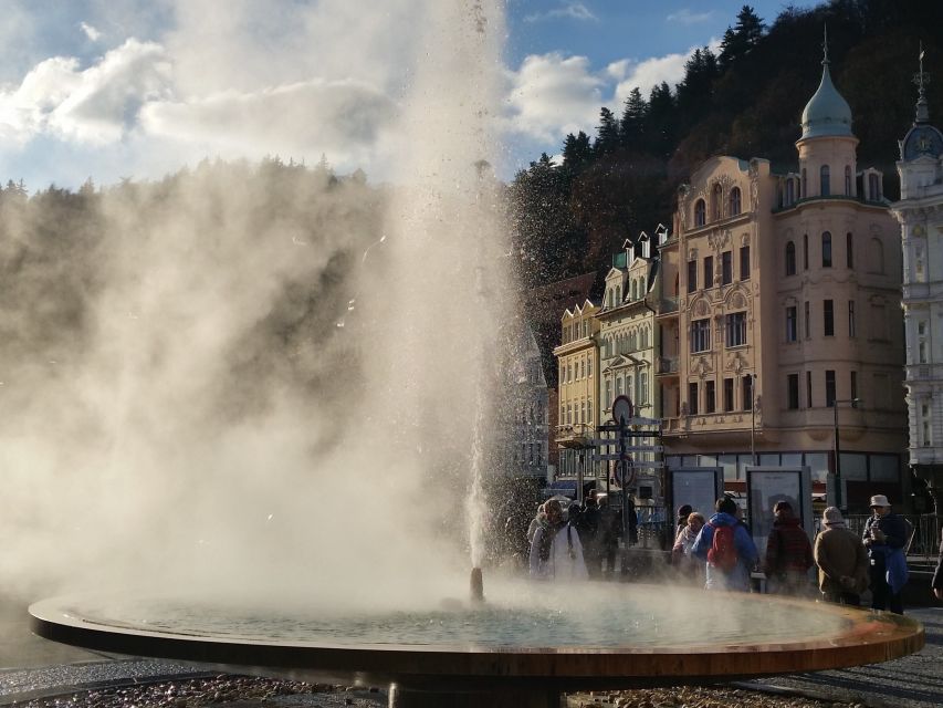 From Prague: Karlovy Vary Full-Day Tour - The 90-minute ride west from Prague