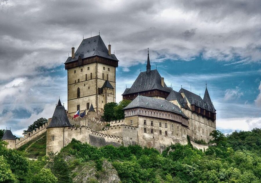 From Prague: Karlštejn Castle & Koněprusy Caves Tour - Key points to know before booking