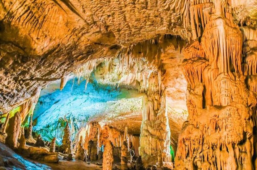 From Prague: Karlštejn Castle & Koněprusy Caves Tour - Who should book this day trip?