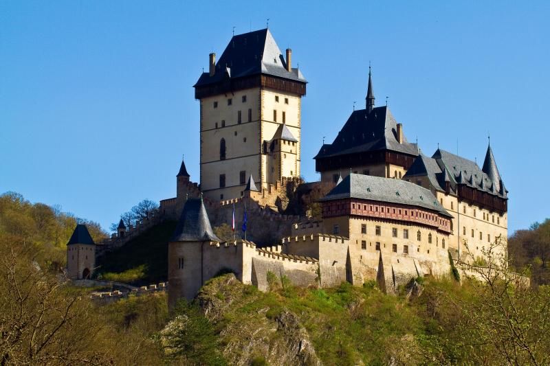From Prague: Karlstejn Castle Skip-the-Line Ticket and Tour - Leaving Prague for Charles IV’s castle