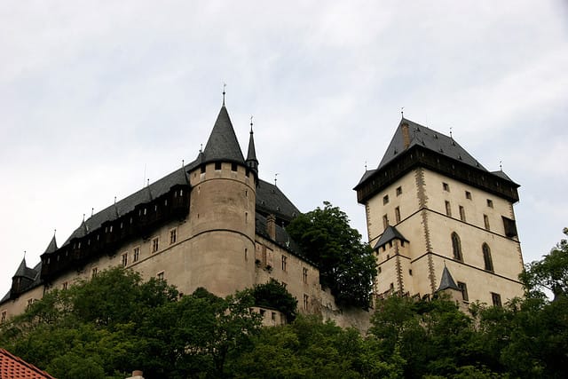 From Prague: Karlstejn Castle Skip-the-Line Ticket and Tour - The uphill walk to the castle entrance