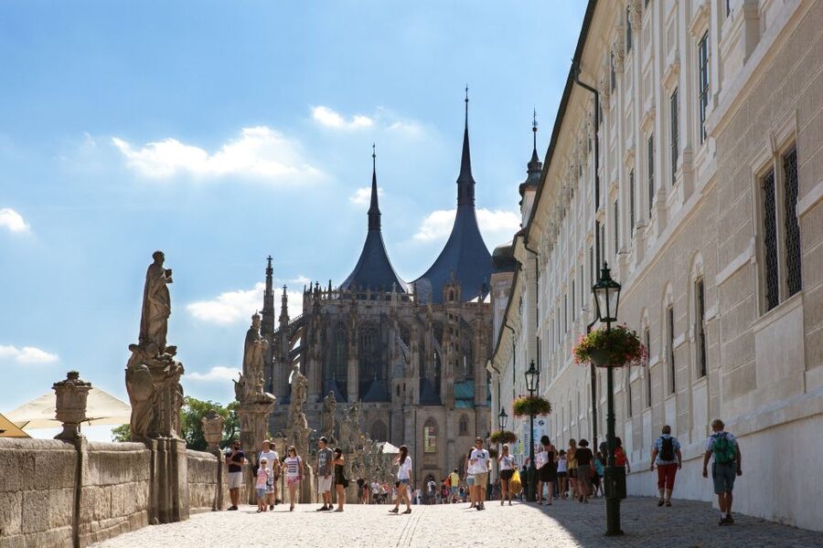 From Prague: Kutna Hora UNESCO Site Tour with Bone Chapel - Key points to know before booking