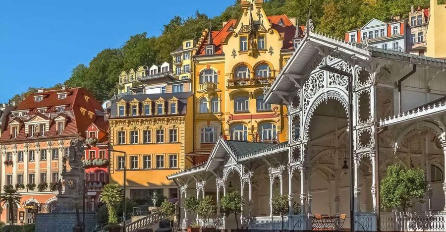 From Prague: One day trip to Karlovy Vary - Taking the cable car toward Diana Tower
