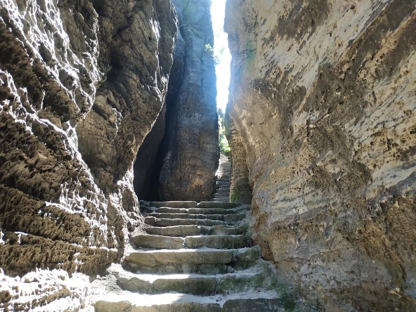 From Prague: Tour to Saxon and Bohemian Switzerland - How hard is the hike?