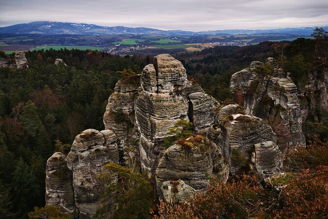 Full-Day Hiking in Bohemian Paradise: Hrubá Skála near Prague - The symbolic climber cemetery at Mariánská Vyhlídka