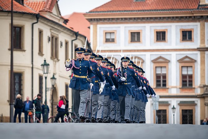 Full-Day Prague Tour with Prague Castle, Lunch and Vltava Cruise - From the National Theater to Prague Castle