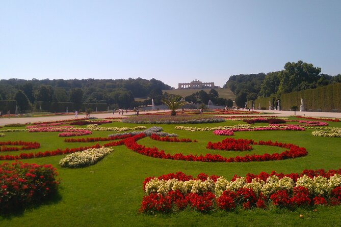 Full-Day Vienna Private Tour from Prague - St. Stephen’s Cathedral and Vienna’s main pedestrian streets