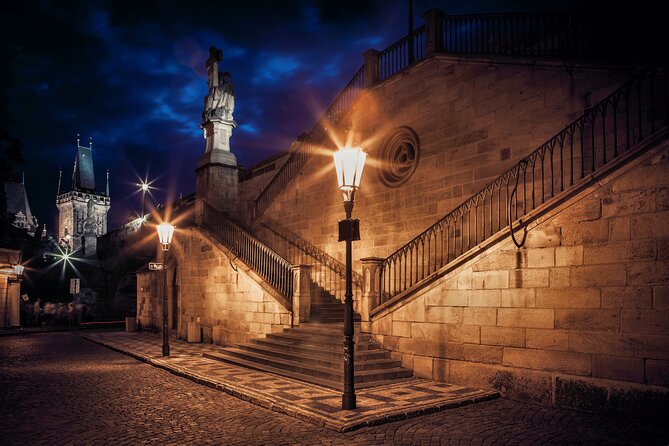 Ghosts and Legends walking tour in Prague - Language and communication tips