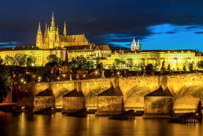 Grand Tour of Prague “among history, legends and curiosities” (NO ENGLISH)