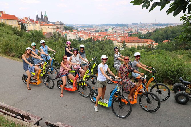 Grandiose half-day guided tour of Prague on Segway and eScooter - Prague Castle and the high ground above Mala Strana