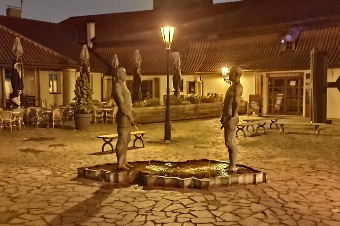 Guided Old Town & Jewish quarter Walking Tour Prague (Tip-based) - Kampa Park and the Little Venice nickname