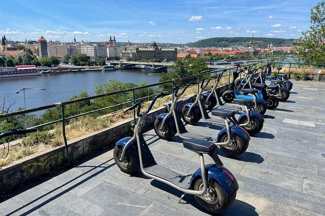 Guided sightseeing e-scooter tour of Prague: 2 hours - National Theater and the final fountain square