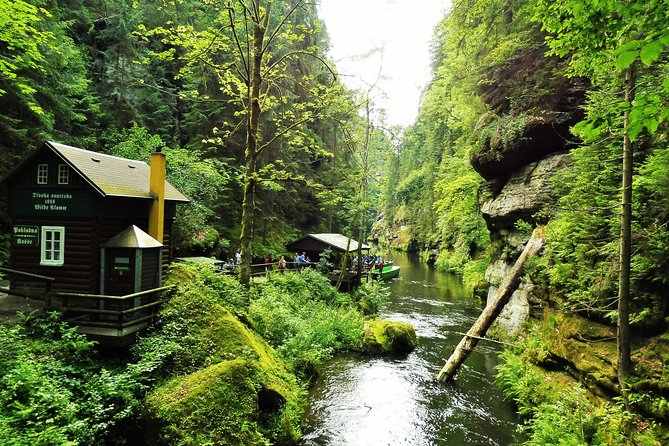 Hiking in Bohemian Switzerland - a day trip from Prague - Sandstone formations and the lunch break