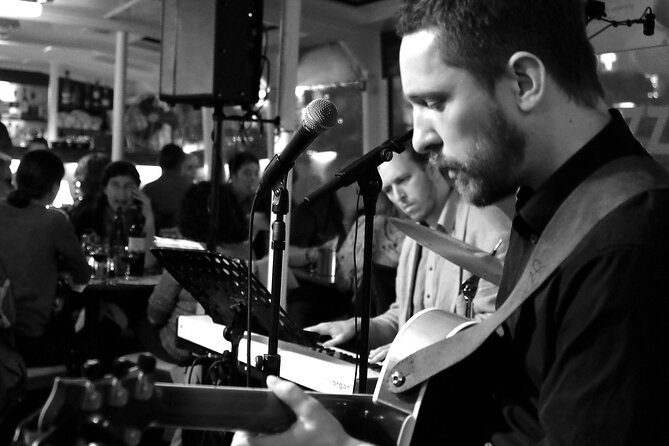Jazz Boat: Popular LIVE JAZZ dinner cruise - Key points before you book