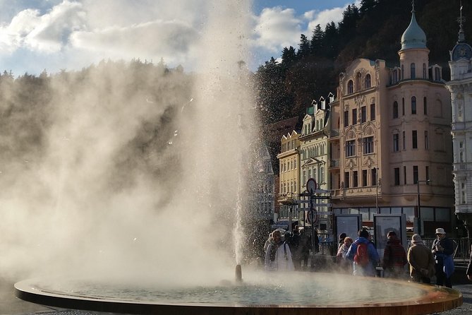 Karlovy Vary day trip from Prague with lunch - Leaving Prague from Pařížská at 9:45 am