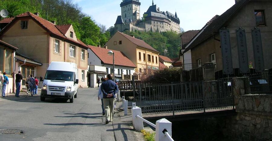 Karlstejn Castle & Crystal Manufactory - Private Tour - From Prague pickup to Karlstejn’s hilltop