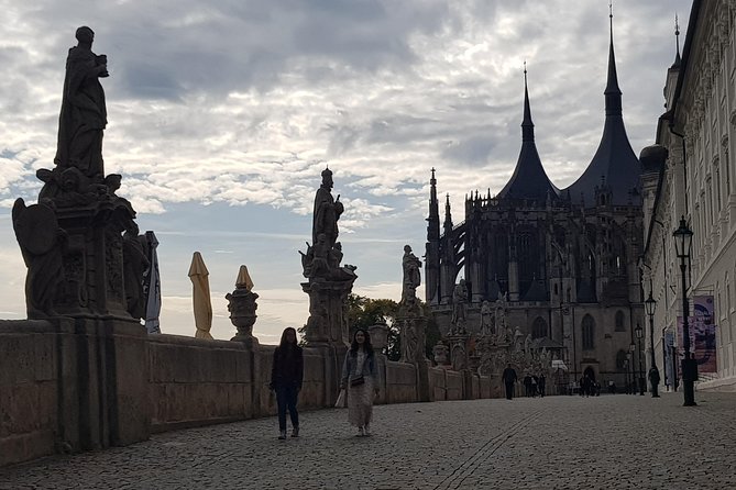 Kutná Hora and Bone church - private tour with PERSONAL PRAGUE GUIDE - Walking Kutná Hora with time for lunch