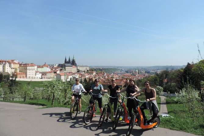 Live-Guided e-Scooter Tour of the Old Town of Prague, 60 min - Old Town Hall and the Astronomical Clock