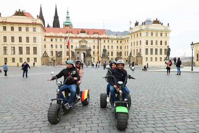 Live-Guided ️Trike-Harley️ Viewpoints tour of Prague - Starting with coffee and a careful test ride